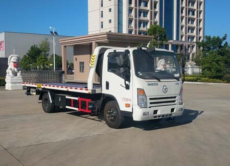 大運黃牌一拖二平板清障車