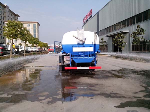 �|�L(f��ng)153��ˮ܇(12-15��)